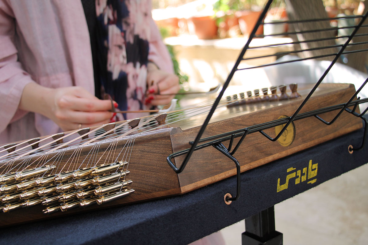 Adjustable Santoor Table model Chavosh