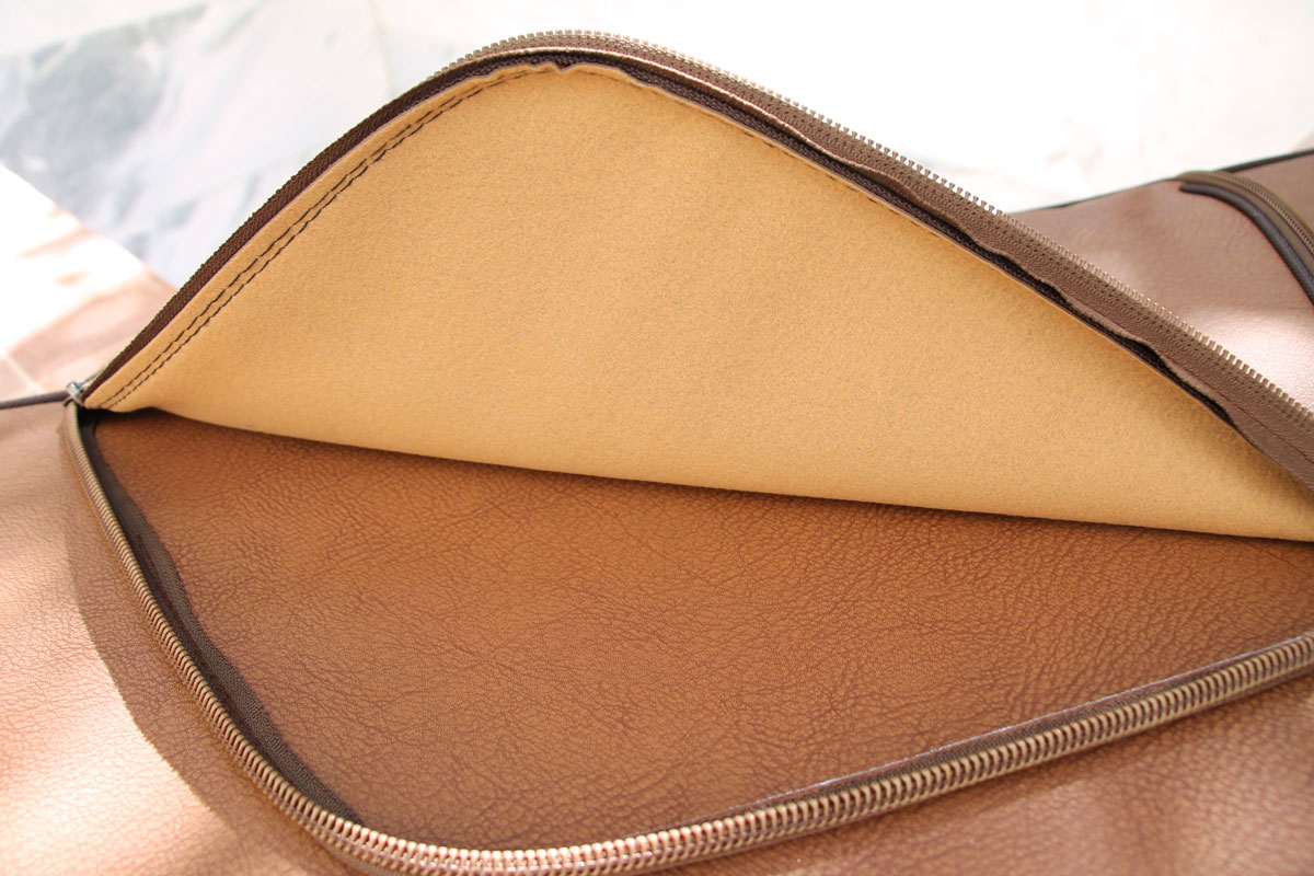 Santoor Bag/Case model: Trapezium Artificial Leather Sol