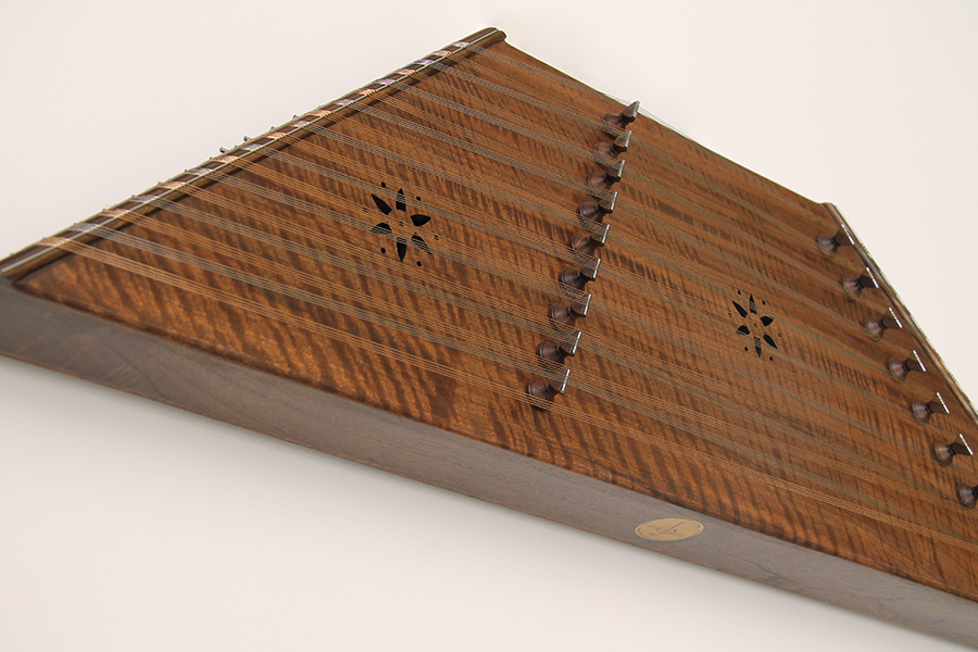 Persian Santoor by Davoud Shirazi - model Gohar Special Sol - Gold